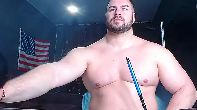 Snapshot of muscularjohnforuX chatting on February 8, 6:44 pm muscularjohnforuX online show from February 8, 6:44 pm