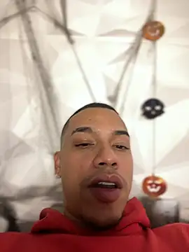 BestMasterForYou online show from October 12, 1:37 am