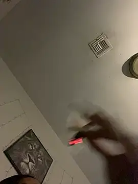 Snapshot of CutieFrmthehood chatting on January 5, 12:52 am CutieFrmthehood online show from January 5, 12:52 am