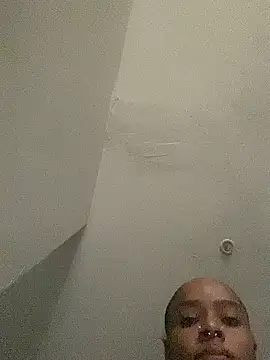 Snapshot of CutieFrmthehood chatting on September 28, 6:02 pm CutieFrmthehood online show from September 28, 6:02 pm