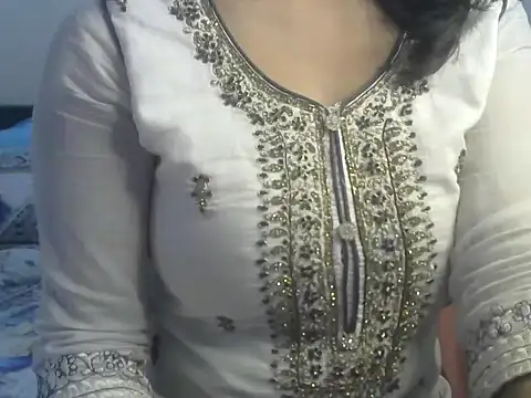 Snapshot of SiaraSiyA chatting on January 23, 9:08 am SiaraSiyA online show from January 23, 9:08 am