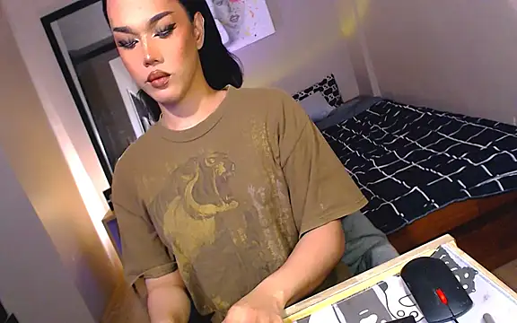 Ur temptress sam online show from March 5, 6:23 pm