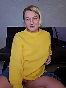 Snapshot of Marushka chatting on January 2, 2:13 pm Marushka online show from January 2, 2:13 pm