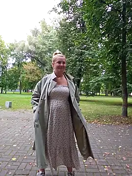 Snapshot of Marushka chatting on September 17, 6:15 am Marushka online show from September 17, 6:15 am