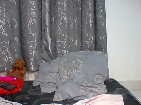 Snapshot of Pink_pussy_- chatting on September 28, 11:15 am Pink pussy - online show from September 28, 11:15 am