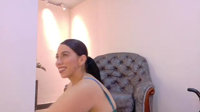 Snapshot of niky_smit chatting on September 21, 12:51 pm niky smit online show from September 21, 12:51 pm