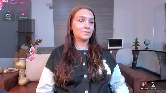 miataylorr1 online show from December 10, 12:16 pm