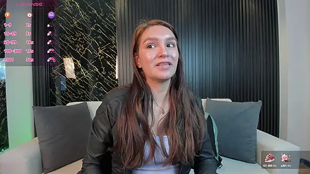 miataylorr1 online show from December 16, 1:32 pm