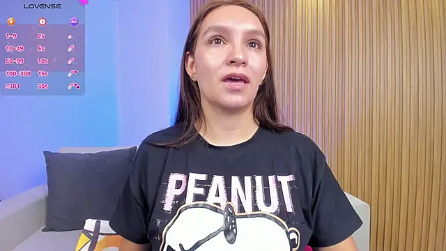 miataylorr1 online show from February 17, 12:48 pm