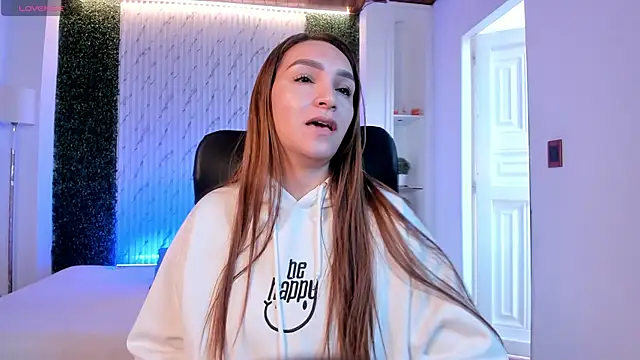 miataylorr1 online show from October 21, 12:06 pm