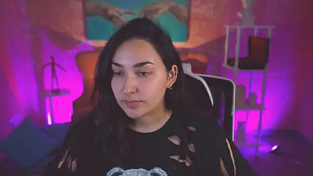 Snapshot of CeceliaJohnson chatting on November 5, 8:03 am CeceliaJohnson online show from November 5, 8:03 am