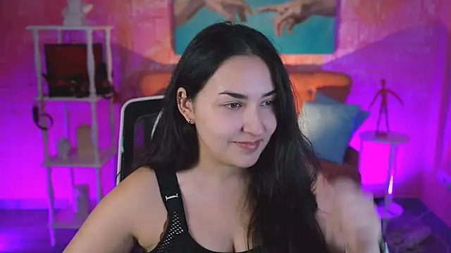 Snapshot of CeceliaJohnson chatting on November 18, 8:19 am CeceliaJohnson online show from November 18, 8:19 am