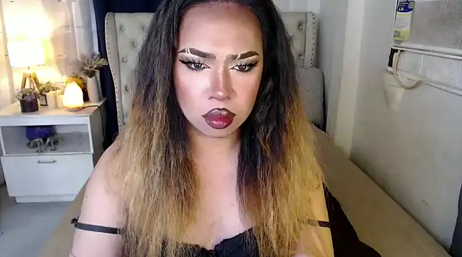 RebecaNextToYou online show from January 7, 5:53 pm