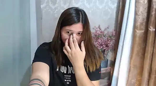 Snapshot of MS_Isabella_Snow92 chatting on February 9, 1:22 am MS Isabella Snow92 online show from February 9, 1:22 am