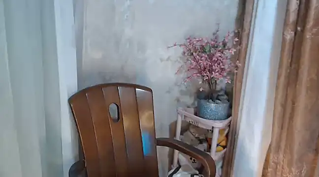 Snapshot of MS_Isabella_Snow92 chatting on February 20, 9:55 am MS Isabella Snow92 online show from February 20, 9:55 am