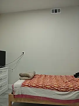 Snapshot of Susannemilf chatting on October 25, 3:36 am Susannemilf online show from October 25, 3:36 am