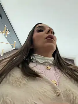 Snapshot of Bad_Giorgia chatting on February 3, 3:06 pm Bad Giorgia online show from February 3, 3:06 pm