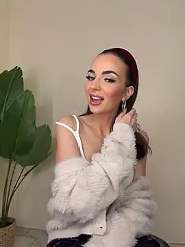 Snapshot of Bad_Giorgia chatting on February 25, 4:38 pm Bad Giorgia online show from February 25, 4:38 pm