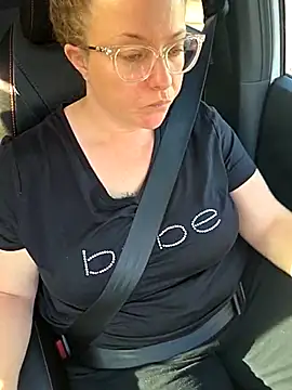 julimonroe online show from March 20, 2:42 pm