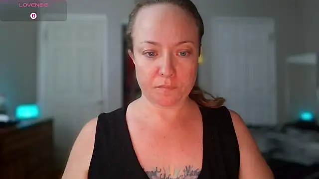 julimonroe online show from October 13, 2:00 am