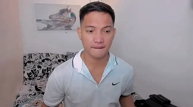 Snapshot of xSebastian19 chatting on February 26, 6:26 am xSebastian19 online show from February 26, 6:26 am