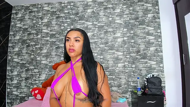 Snapshot of HeidyWillss chatting on September 20, 7:31 am HeidyWillss online show from September 20, 7:31 am