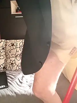 Saysomething3 online show from March 3, 9:00 am