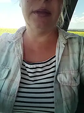 Saysomething3 online show from April 19, 10:03 am