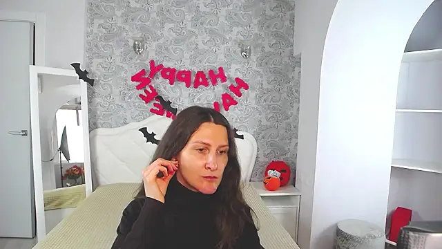 Snapshot of Mistress_Pamela chatting on November 1, 10:28 am Mistress Pamela online show from November 1, 10:28 am