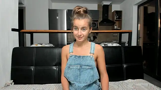 Snapshot of ElizSweet chatting on November 4, 4:39 pm ElizSweet online show from November 4, 4:39 pm