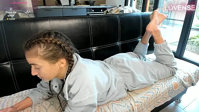 ElizSweet online show from January 13, 10:53 am