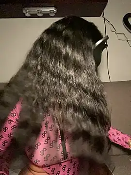 Snapshot of nenalayla chatting on December 20, 7:28 pm nenalayla online show from December 20, 7:28 pm