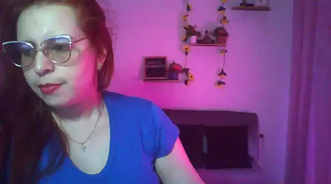 lorenitabella online show from March 17, 10:28 pm