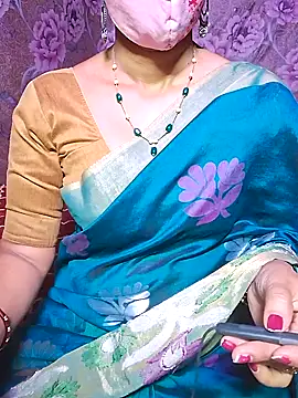 Snapshot of XBHUUME chatting on March 4, 5:34 pm XBHUUME online show from March 4, 5:34 pm