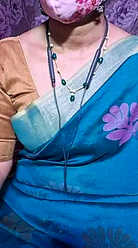 Snapshot of XBHUUME chatting on March 19, 4:55 pm XBHUUME online show from March 19, 4:55 pm