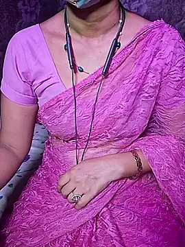 Snapshot of XBHUUME chatting on October 7, 5:32 pm XBHUUME online show from October 7, 5:32 pm