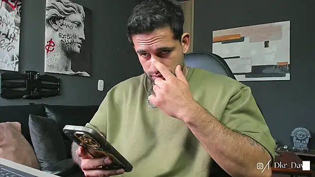 Davevilboy online show from November 13, 1:21 pm