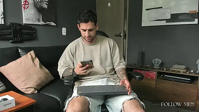 Davevilboy online show from November 24, 4:51 pm