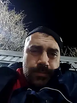 Snapshot of kevgir08 chatting on December 7, 11:45 pm kevgir08 online show from December 7, 11:45 pm