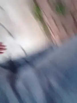 Snapshot of kevgir08 chatting on December 24, 5:49 am kevgir08 online show from December 24, 5:49 am