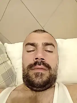 Snapshot of kevgir08 chatting on March 17, 11:00 am kevgir08 online show from March 17, 11:00 am