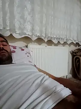 Snapshot of kevgir08 chatting on November 19, 8:53 pm kevgir08 online show from November 19, 8:53 pm