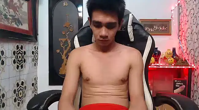 Snapshot of asianmaster27 chatting on January 19, 7:15 pm asianmaster27 online show from January 19, 7:15 pm