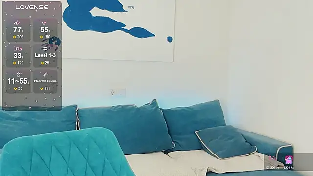 Snapshot of Born_to_Loveee chatting on February 6, 3:09 pm Born to Loveee online show from February 6, 3:09 pm