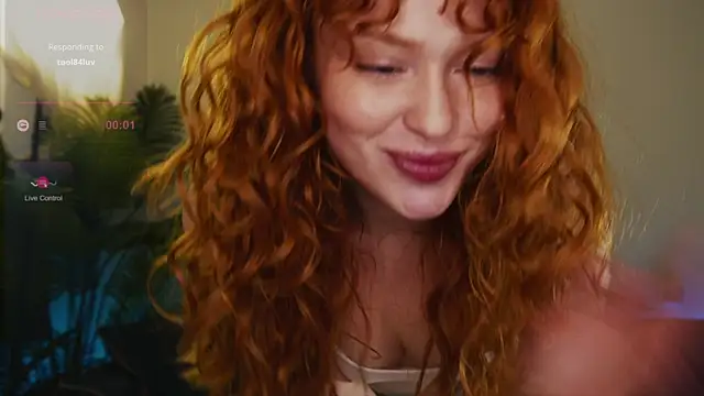 Snapshot of Born_to_Loveee chatting on November 11, 1:11 pm Born to Loveee online show from November 11, 1:11 pm