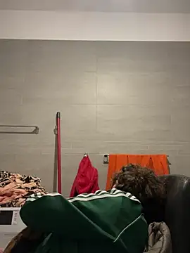 Snapshot of Dirtywheels chatting on January 21, 11:45 pm Dirtywheels online show from January 21, 11:45 pm