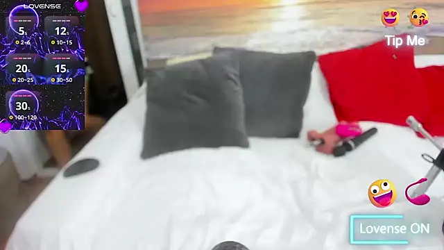 wildangeloflove online show from December 3, 11:01 am