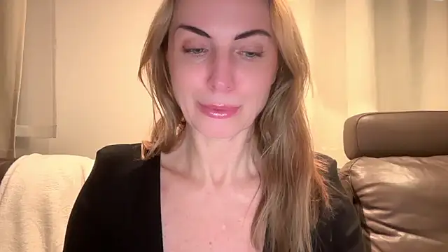 RachellAmazing online show from February 17, 9:08 pm