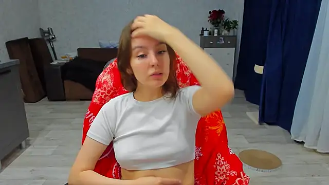 Snapshot of c_arina_x chatting on January 26, 12:16 am c arina x online show from January 26, 12:16 am