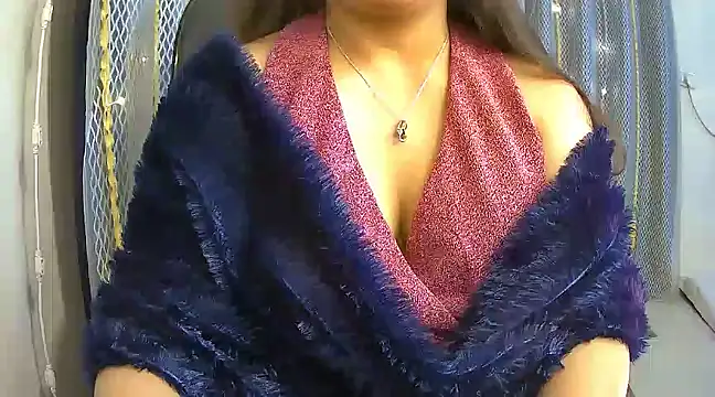 Snapshot of avav_love chatting on December 9, 3:22 pm avav love online show from December 9, 3:22 pm